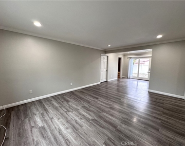 24614 Pennsylvania Avenue - Photo Thumbnail 1