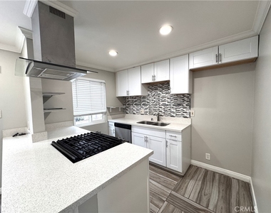 24614 Pennsylvania Avenue - Photo Thumbnail 7