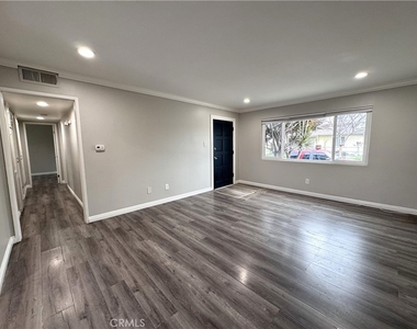 24614 Pennsylvania Avenue - Photo Thumbnail 3