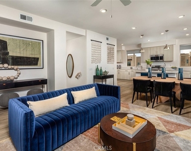 1590 W Nicole Way - Photo Thumbnail 1