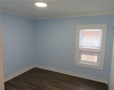 3923 S South  Normandie Avenue - Photo Thumbnail 22