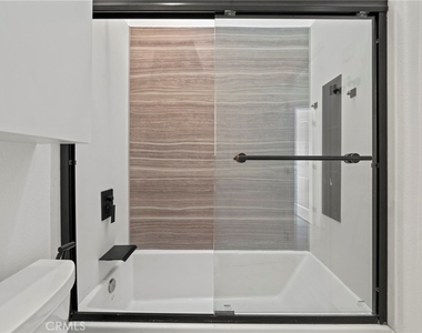 1476 Kenneth - Photo Thumbnail 23