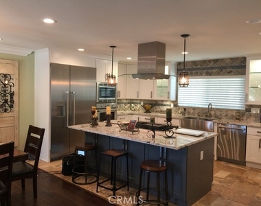 2849 N Rustic Gate - Photo Thumbnail 6