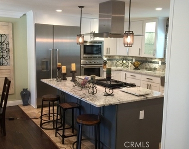 2849 N Rustic Gate - Photo Thumbnail 5