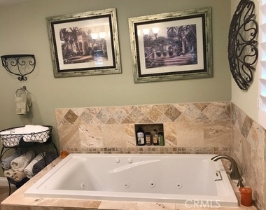 2849 N Rustic Gate - Photo Thumbnail 12