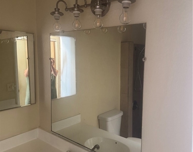 1015 N Parton - Photo Thumbnail 14