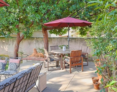 1027 Adella - Photo Thumbnail 41