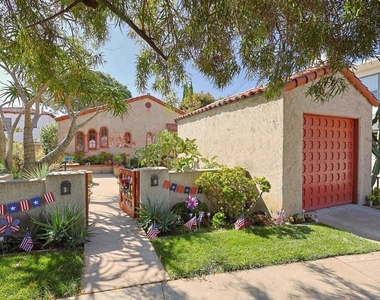 1027 Adella - Photo Thumbnail 65