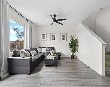 1431 Caminito Capistrano - Photo Thumbnail 8