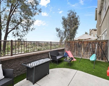 1431 Caminito Capistrano - Photo Thumbnail 11