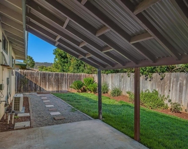 737 N Alda Drive - Photo Thumbnail 16