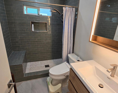 1678 Midwick Drive - Photo Thumbnail 14