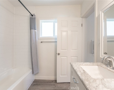 3518 W Orange Avenue - Photo Thumbnail 17