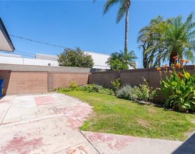 3518 W Orange Avenue - Photo Thumbnail 19