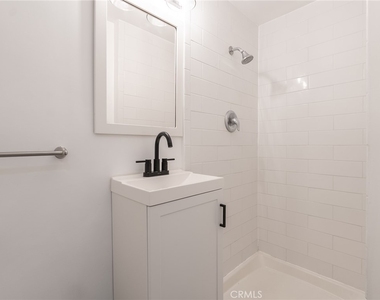 3518 W Orange Avenue - Photo Thumbnail 9