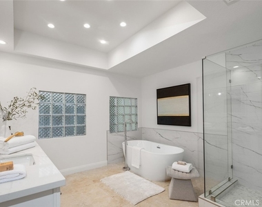 72020 Palm Crest Dr - Photo Thumbnail 28