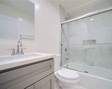2011 S 8th Avenue - Photo Thumbnail 10