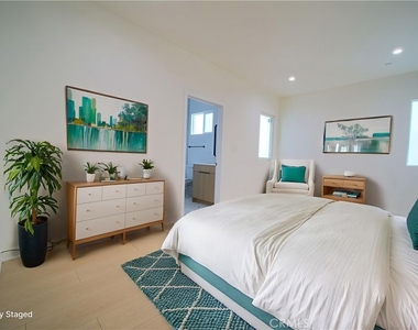 259 S Avenue 54 - Photo Thumbnail 10