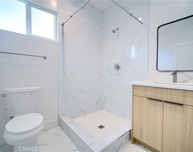 259 S Avenue 54 - Photo Thumbnail 13