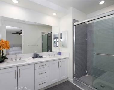 1523 Doheny - Photo Thumbnail 18