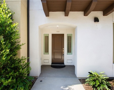 1523 Doheny - Photo Thumbnail 1