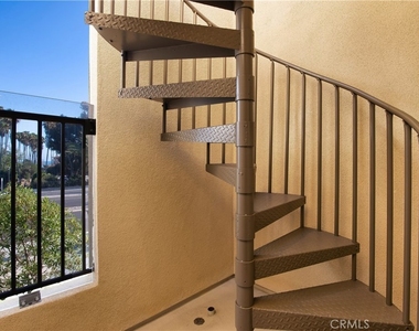 1523 Doheny - Photo Thumbnail 27