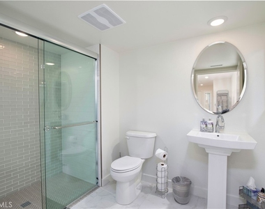 1523 Doheny - Photo Thumbnail 8