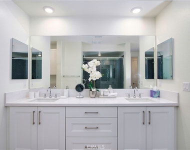 1523 Doheny - Photo Thumbnail 24