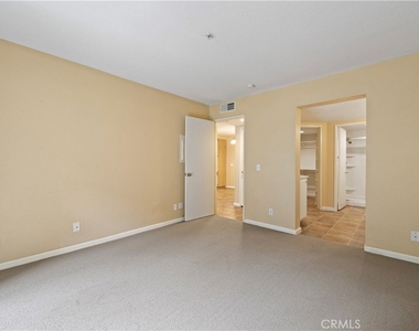 2800 Keller Drive - Photo Thumbnail 6
