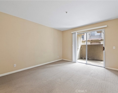 2800 Keller Drive - Photo Thumbnail 5