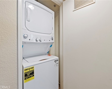 2800 Keller Drive - Photo Thumbnail 12