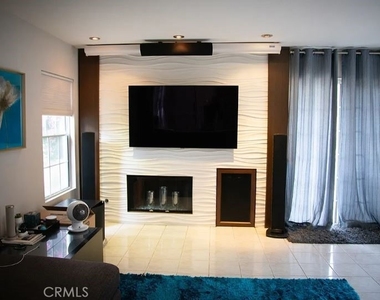 1648 Bluestone - Photo Thumbnail 7
