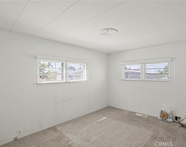 640 San Jose Drive - Photo Thumbnail 14