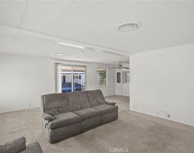 640 San Jose Drive - Photo Thumbnail 5