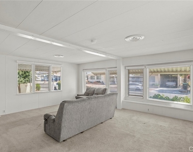 640 San Jose Drive - Photo Thumbnail 3