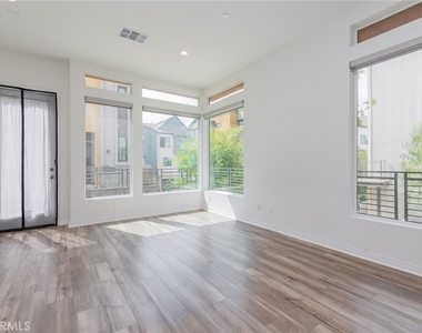 142 Sawbuck - Photo Thumbnail 14
