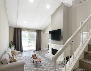 902 Creekside - Photo Thumbnail 1