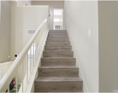 902 Creekside - Photo Thumbnail 10