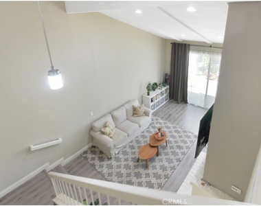 902 Creekside - Photo Thumbnail 11