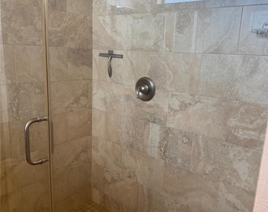 30902 Club House Drive - Photo Thumbnail 16