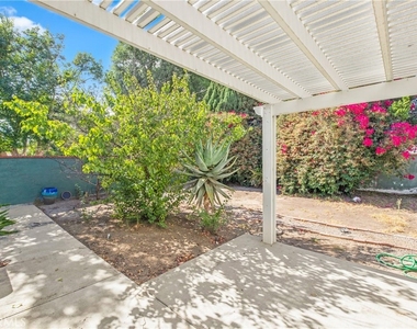 1231 E Mayfair Avenue - Photo Thumbnail 42