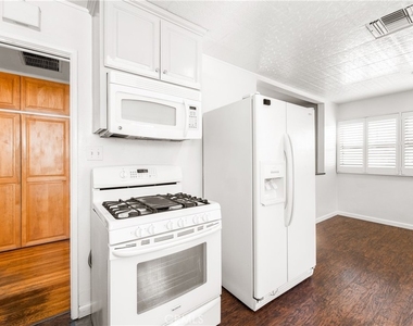 1231 E Mayfair Avenue - Photo Thumbnail 13