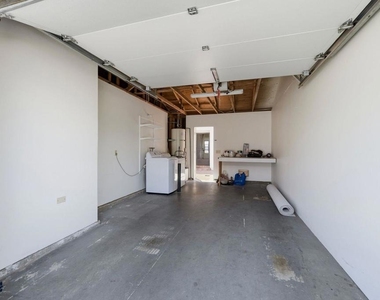 6805 Briarwood Drive - Photo Thumbnail 29