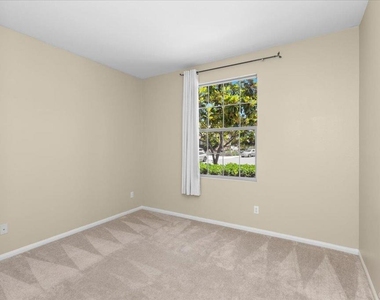 1560 Eden Court - Photo Thumbnail 14