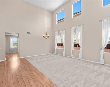 1560 Eden Court - Photo Thumbnail 5