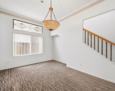 5643 Willowmere Lane - Photo Thumbnail 9