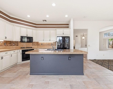 5643 Willowmere Lane - Photo Thumbnail 17