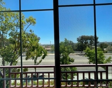 12372 Carmel Country Road - Photo Thumbnail 8