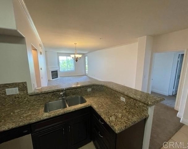 12372 Carmel Country Road - Photo Thumbnail 4