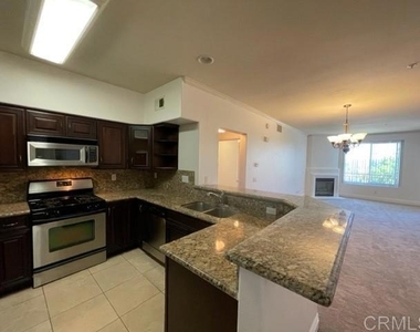 12372 Carmel Country Road - Photo Thumbnail 2